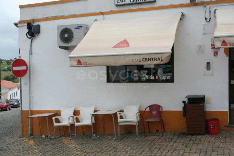 Negócio para Venda em Baleizão Foto 2