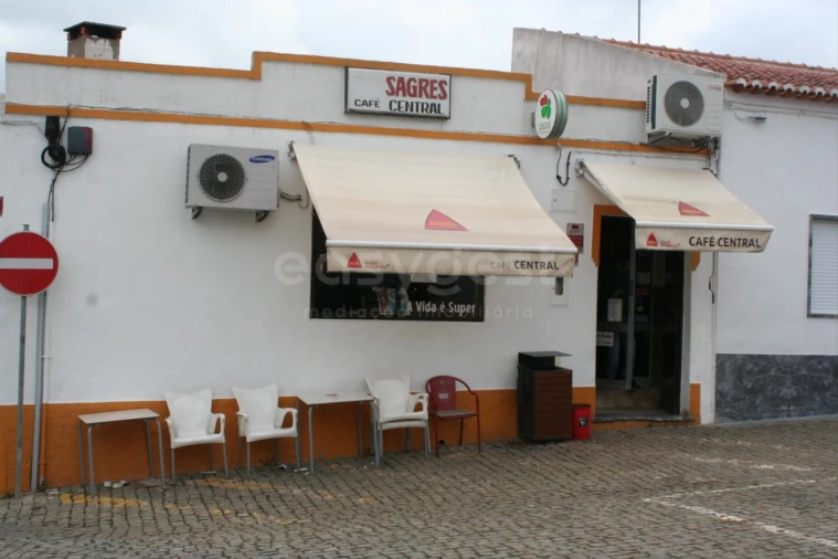 Negócio para Venda em Baleizão Foto 1