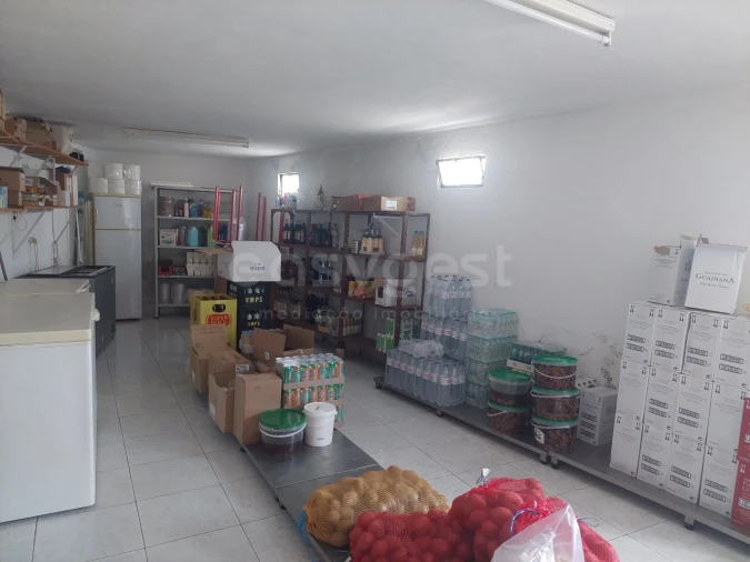 Negócio para Venda em Baleizão Foto 12