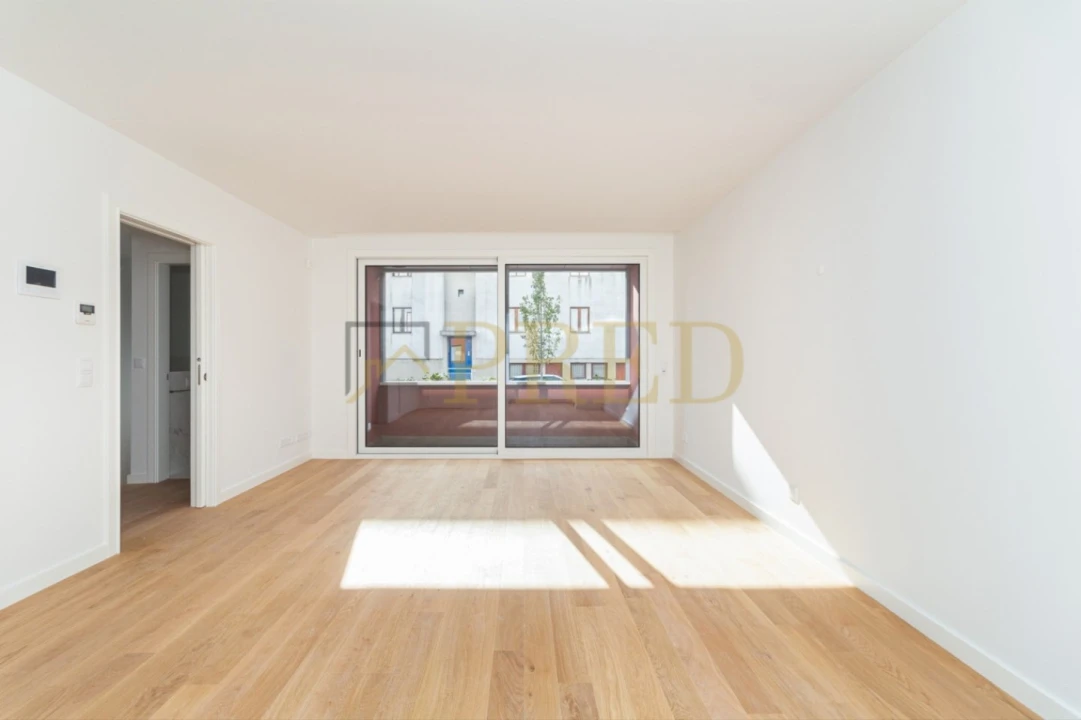 Apartamento T2 para Venda em Lordelo do Ouro e Massarelos Foto 4