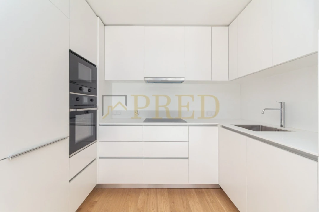 Apartamento T2 para Venda em Lordelo do Ouro e Massarelos Foto 8