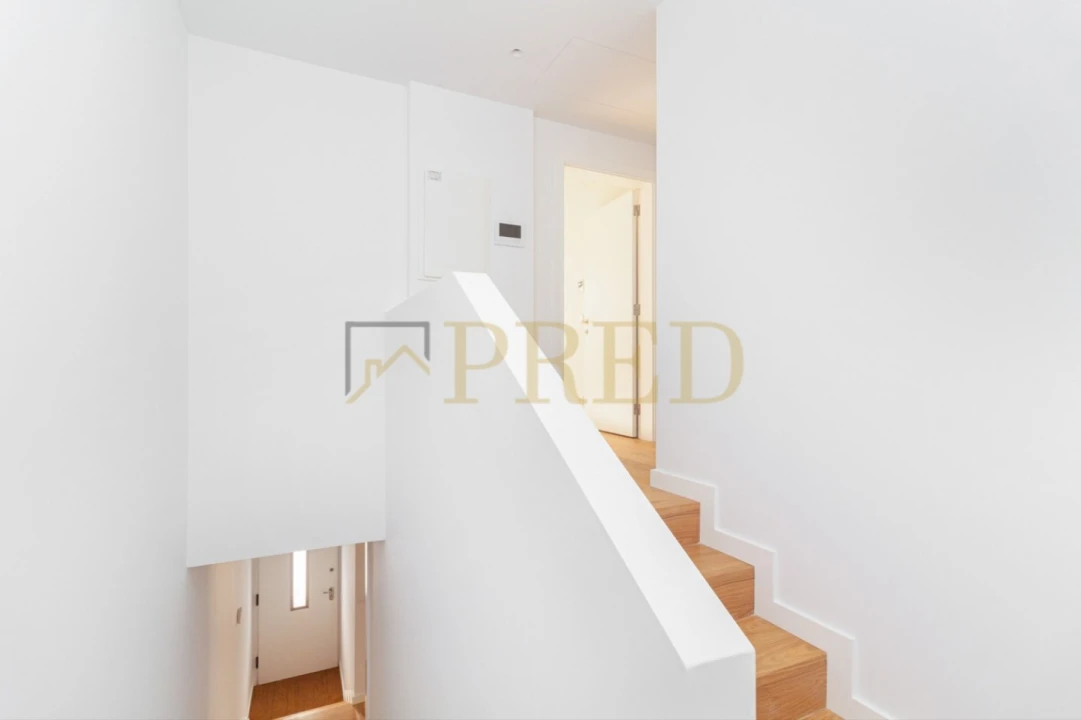 Apartamento T2 para Venda em Lordelo do Ouro e Massarelos Foto 11