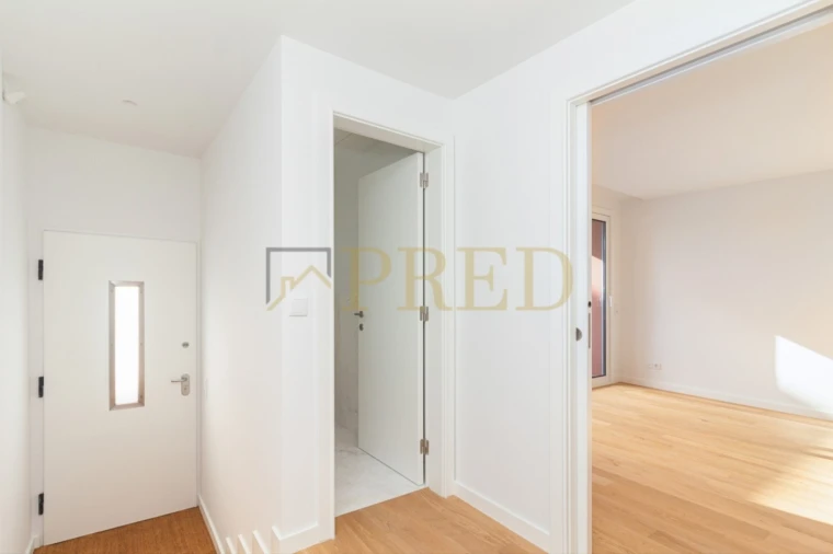 Apartamento T2 para Venda em Lordelo do Ouro e Massarelos Foto 20