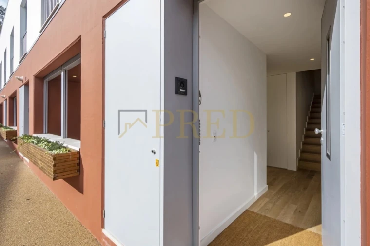 Apartamento T2 para Venda em Lordelo do Ouro e Massarelos Foto 21