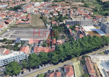 Moradia T2 para Venda em Paranhos