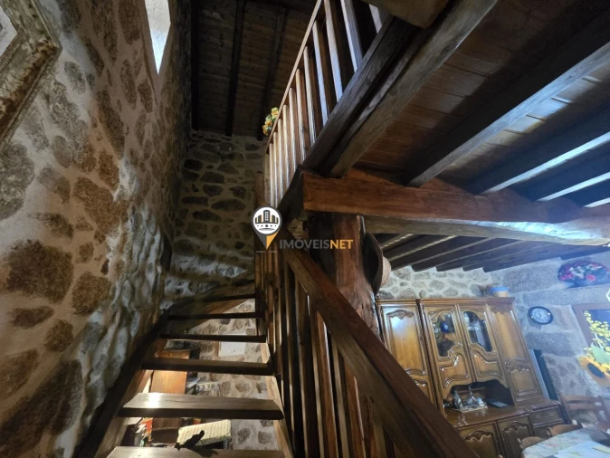 Moradia T3 para Venda em Tinalhas Foto 32