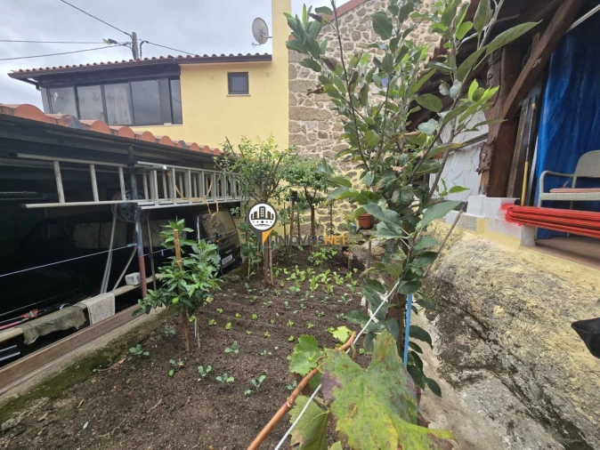 Moradia T3 para Venda em Tinalhas Foto 1