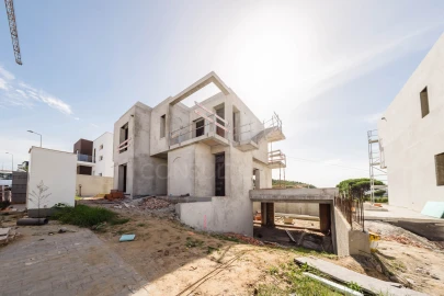 Moradia T4 para Venda em Atouguia da Baleia