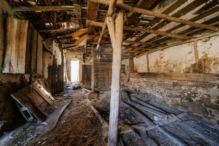 Moradia T4 para Venda em Dois Portos e Runa Foto 20