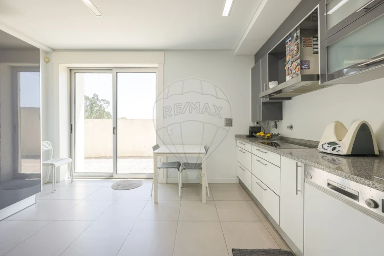 Moradia T4 para Venda em Requeixo, Nossa Senhora de Fátima e Nariz Foto 13
