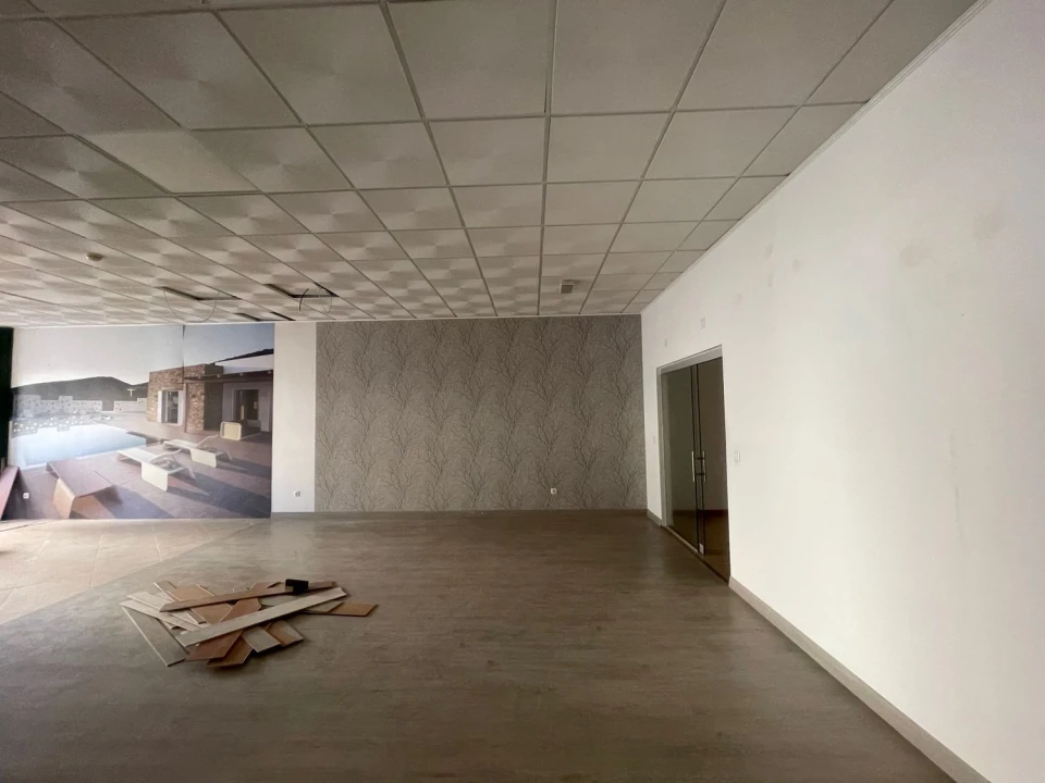 Negócio para Venda em Odivelas Foto 11