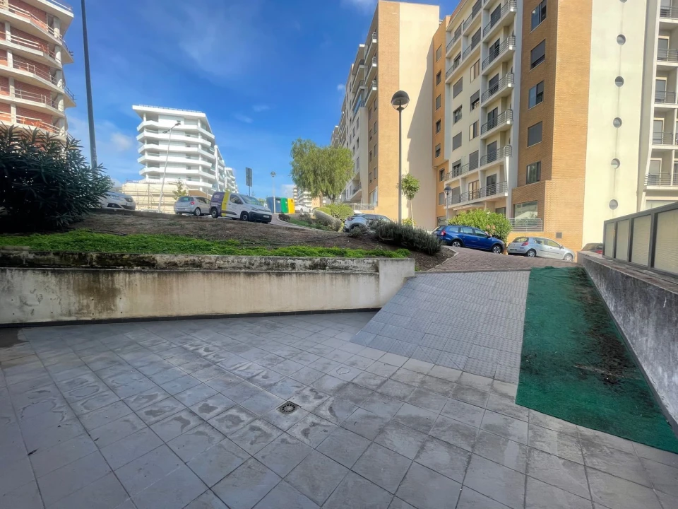 Negócio para Venda em Odivelas Foto 36