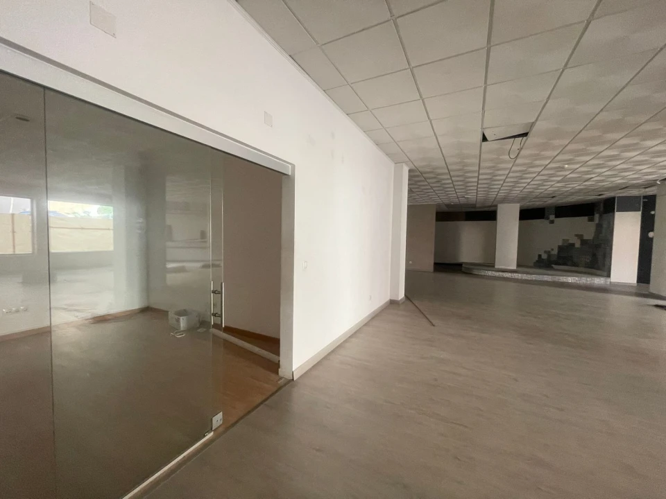 Negócio para Venda em Odivelas Foto 8