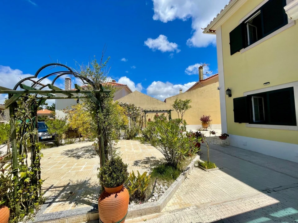 Moradia T3 para Venda em Ericeira Foto 2