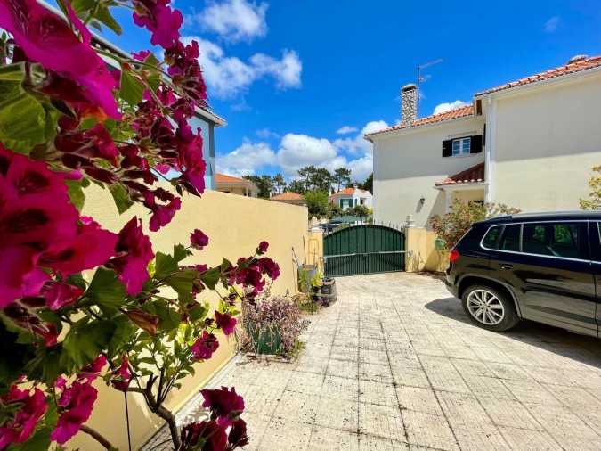 Moradia T3 para Venda em Ericeira Foto 1