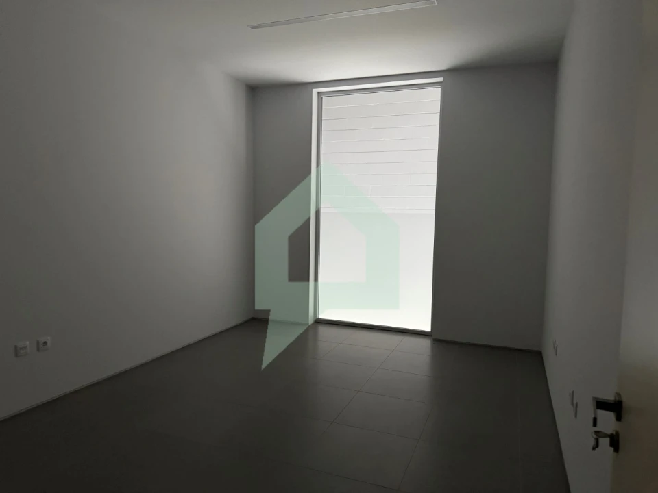 Armazém para Venda em Gême Foto 11