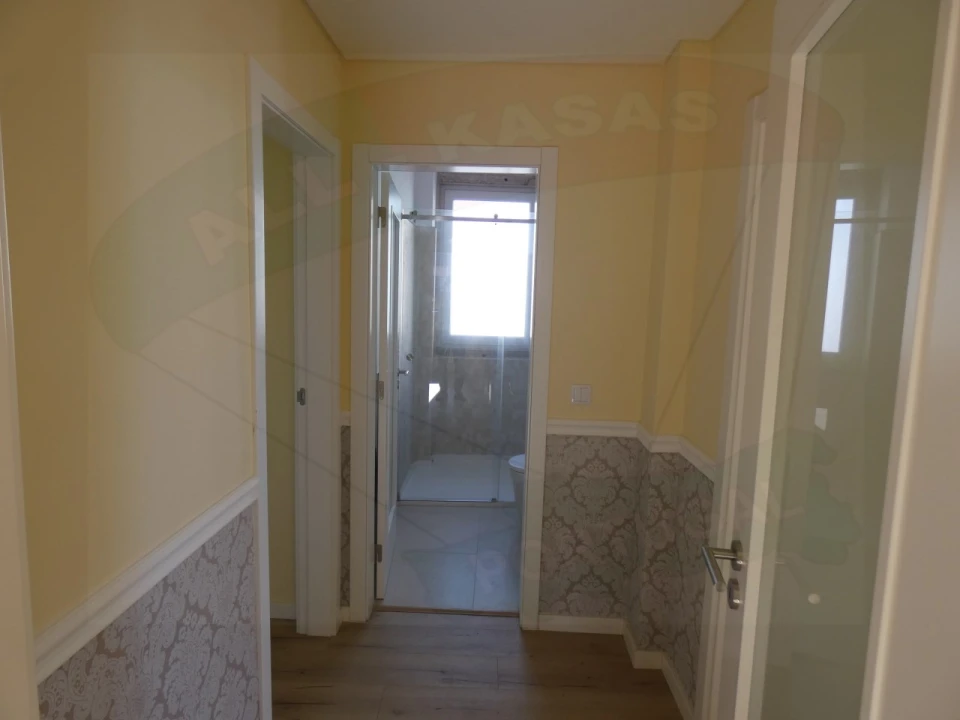 Apartamento T2 para Venda em Massamá e Monte Abraão Foto 5