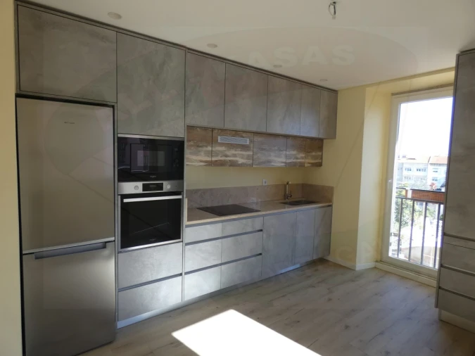 Apartamento T2 para Venda em Massamá e Monte Abraão Foto 2