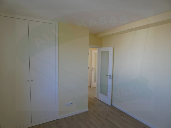 Apartamento T2 para Venda em Massamá e Monte Abraão Foto 7