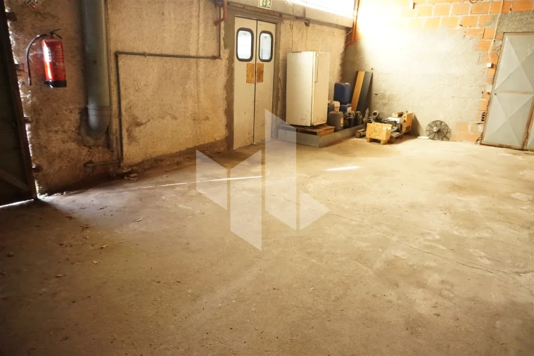 Armazém para Venda em Tondela e Nandufe Foto 14