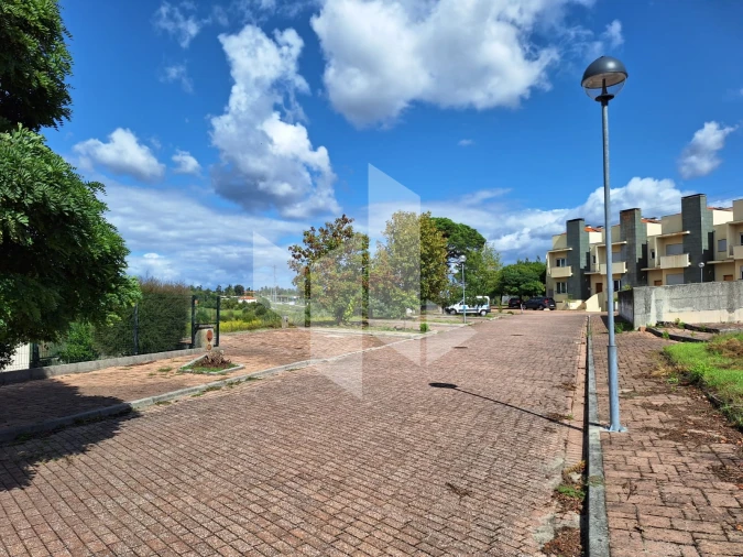 Terreno para Venda em Molelos Foto 8