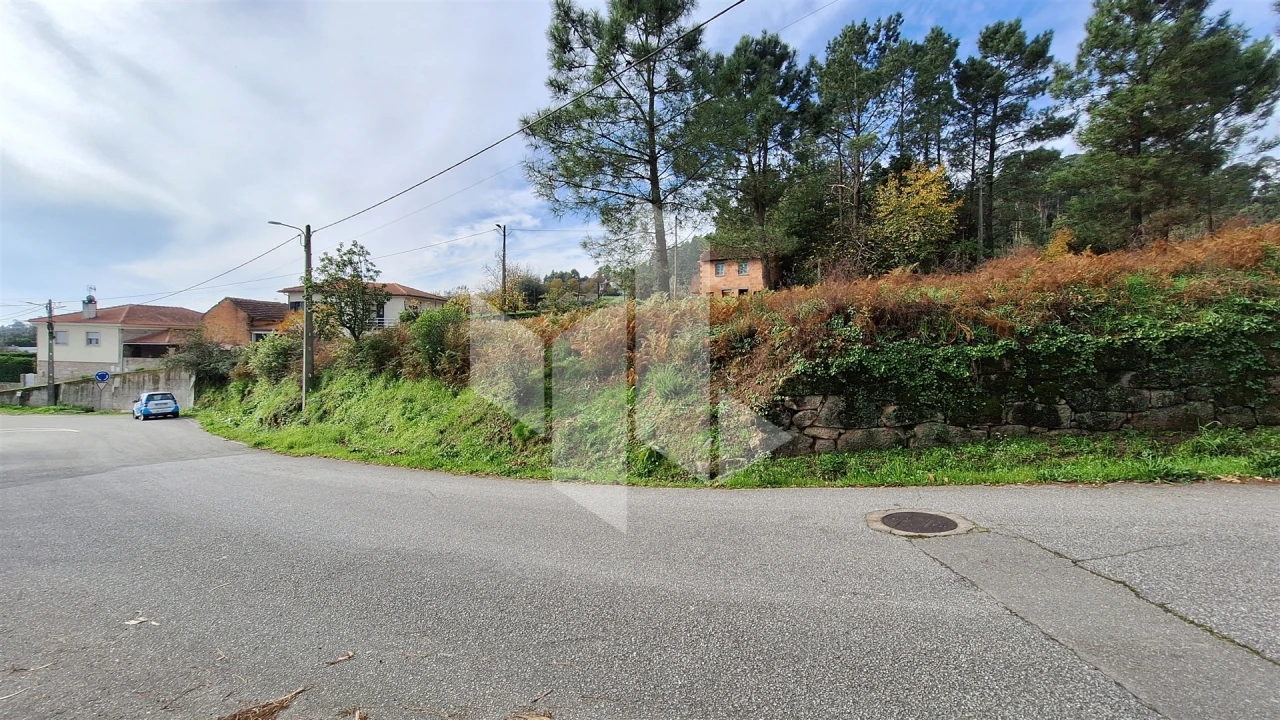 Terreno para Venda em Santiago de Besteiros Foto 5
