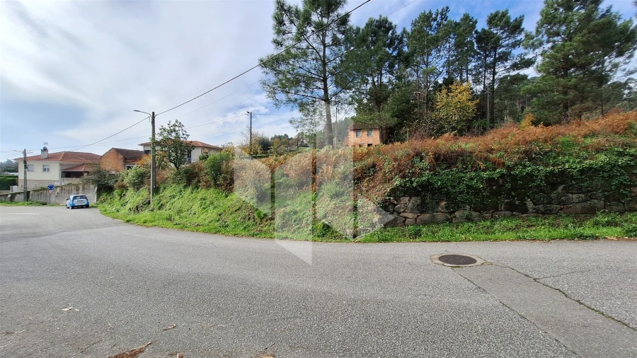 Terreno para Venda em Santiago de Besteiros Foto 5