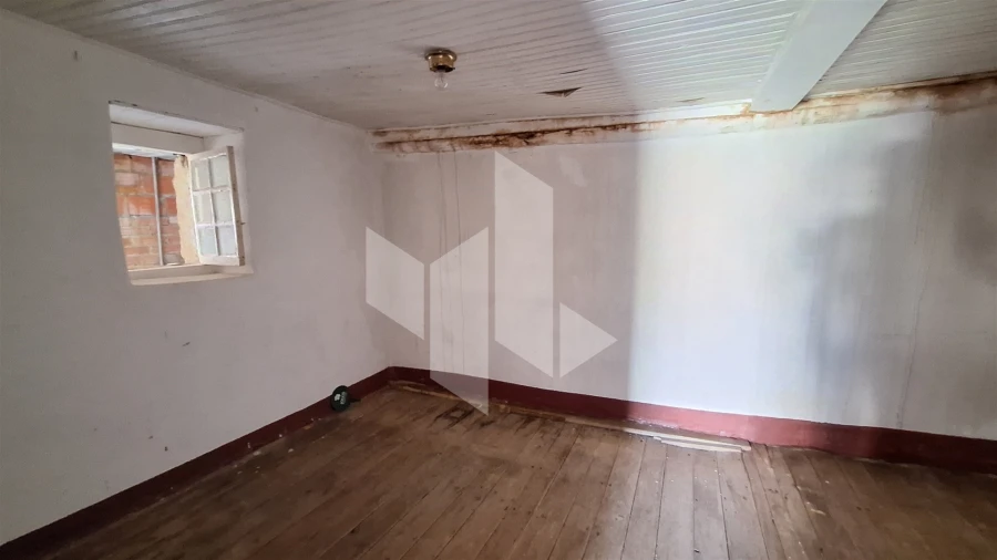 Moradia T3 para Venda em São Miguel do Outeiro e Sabugosa Foto 9