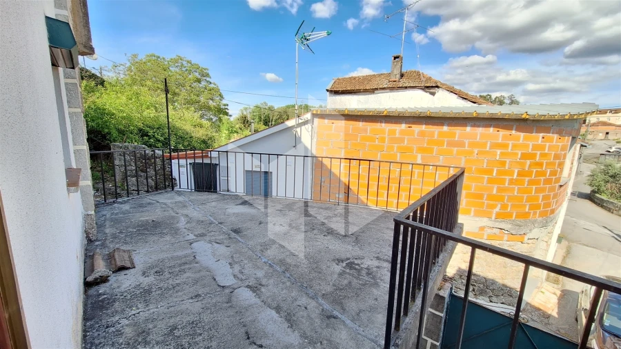 Moradia T3 para Venda em São Miguel do Outeiro e Sabugosa Foto 10