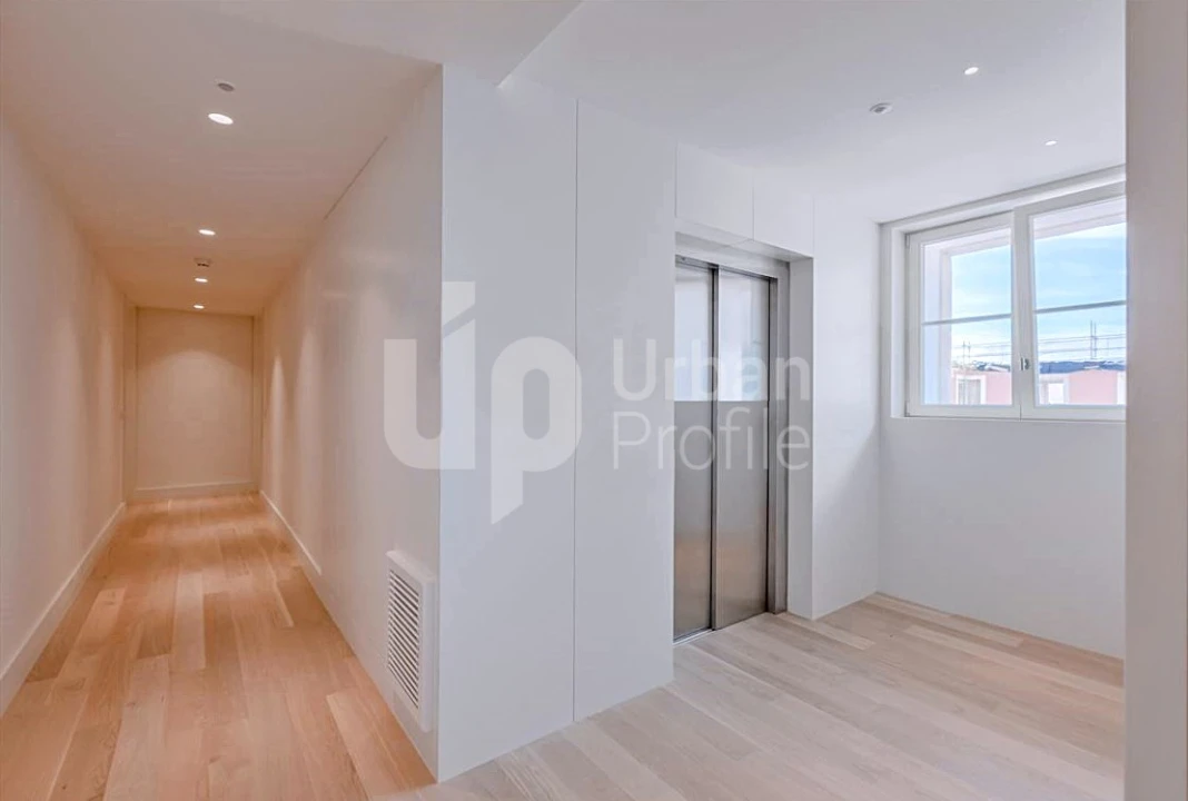Apartamento T2 para Venda em Misericórdia Foto 3