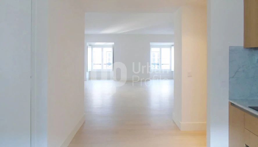 Apartamento T2 para Venda em Misericórdia Foto 7