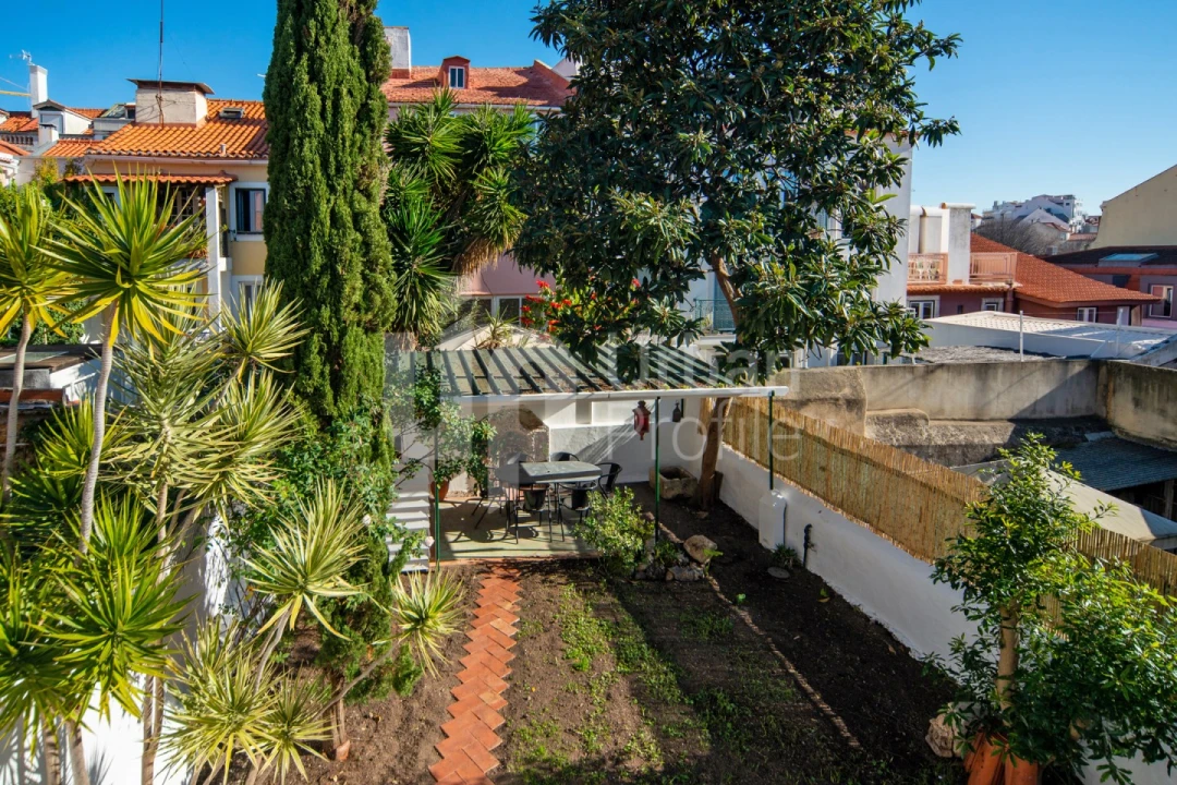 Apartamento T2 para Arrendamento em Misericórdia Foto 13