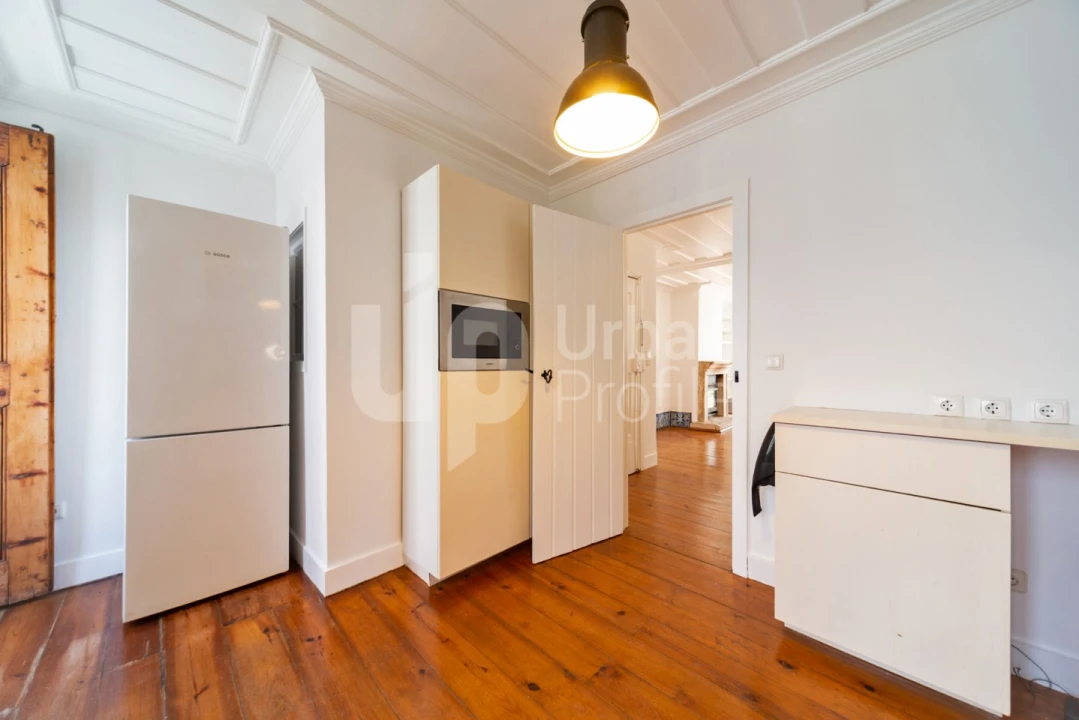 Apartamento T2 para Arrendamento em Misericórdia Foto 5