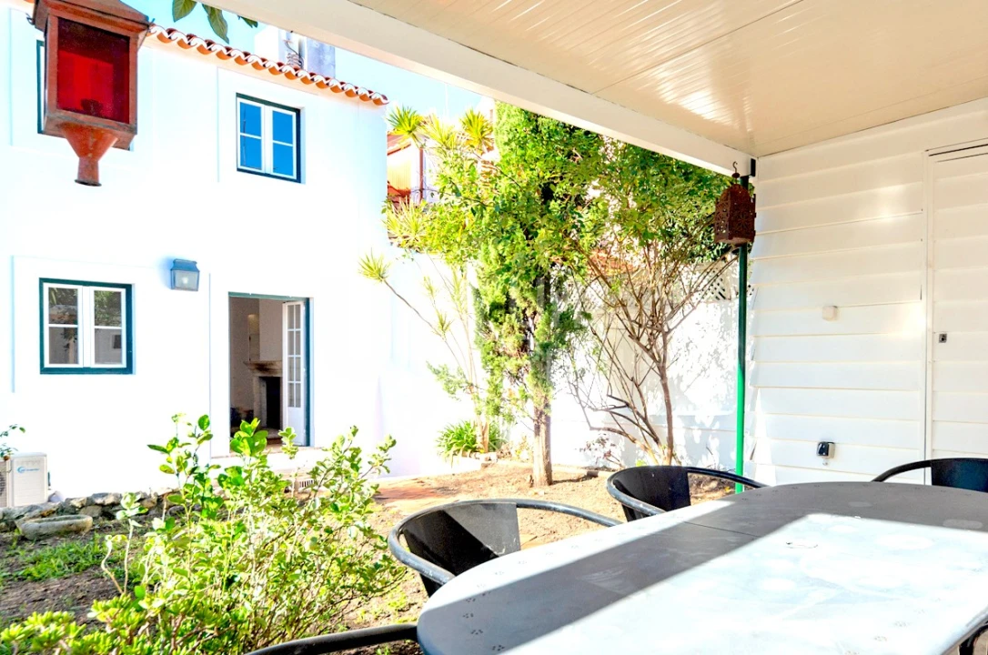 Apartamento T2 para Arrendamento em Misericórdia Foto 16