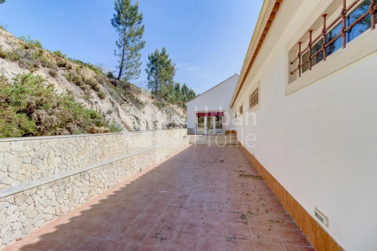 Quinta T4 para Venda em Lousa Foto 12