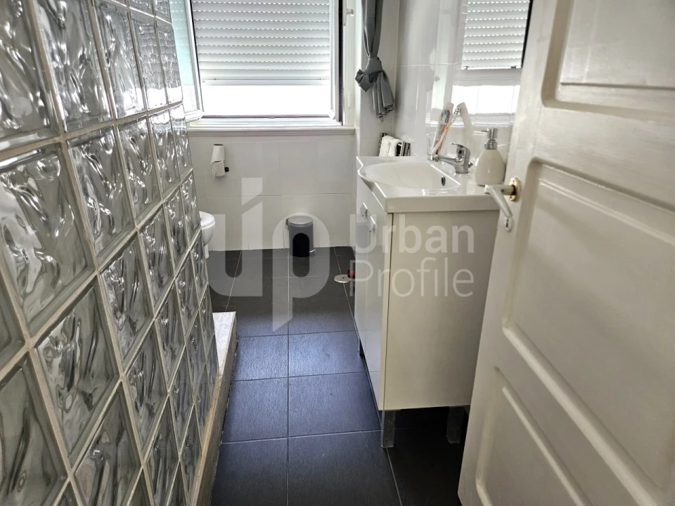 Prédio para Venda em Caparica e Trafaria Foto 13