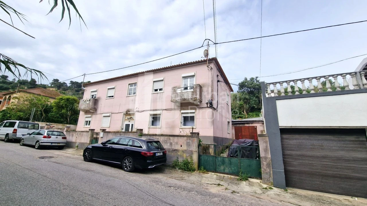 Prédio para Venda em Caparica e Trafaria Foto 2