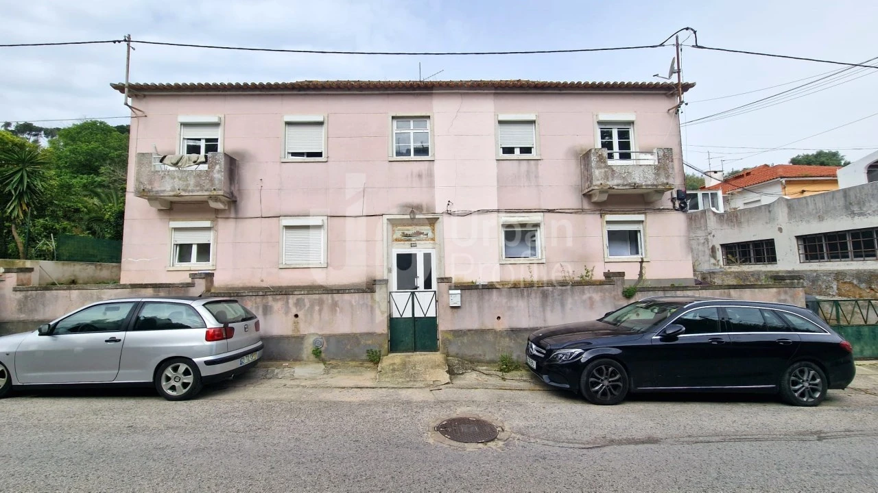 Prédio para Venda em Caparica e Trafaria Foto 1