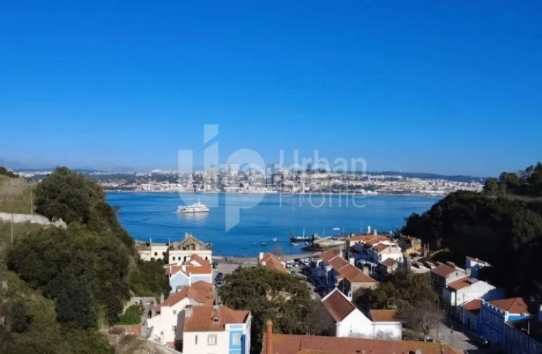 Prédio para Venda em Caparica e Trafaria Foto 21