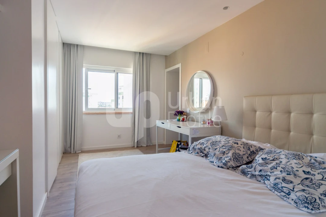 Apartamento T4 para Venda em Cascais e Estoril Foto 18