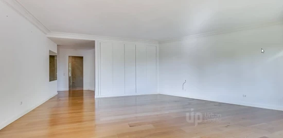 Moradia T4 para Arrendamento em Cascais e Estoril