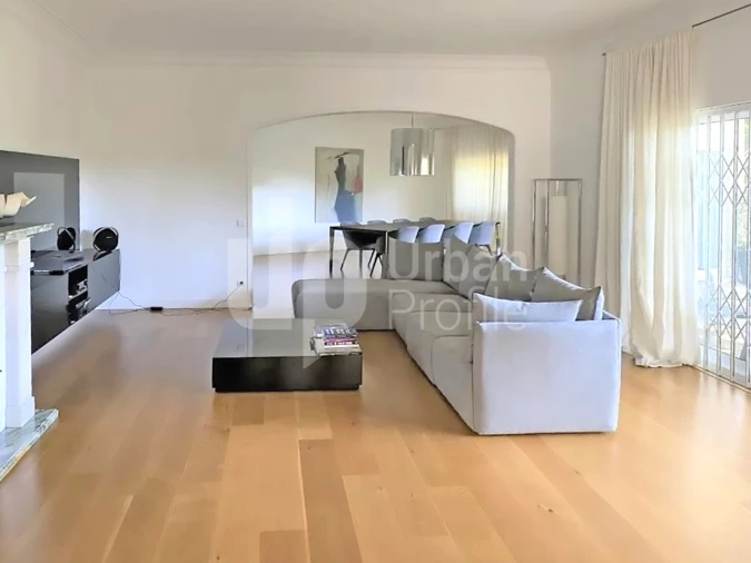 Moradia T4 para Arrendamento em Cascais e Estoril Foto 3