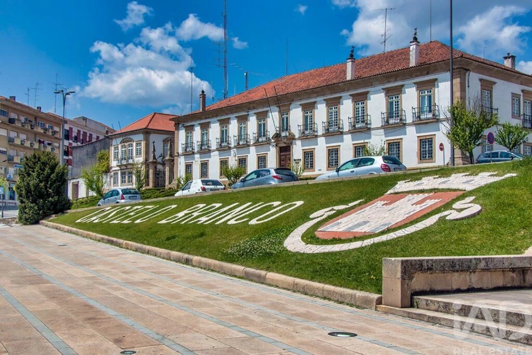 Moradia T7 para Venda em Castelo Branco Foto 28