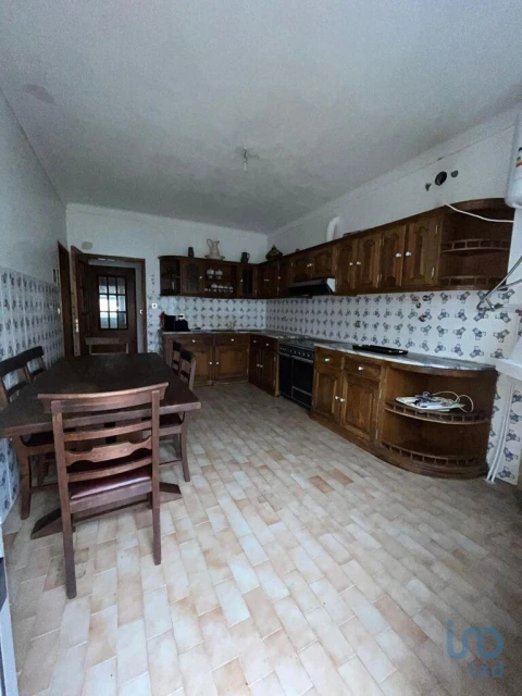Moradia T7 para Venda em Castelo Branco