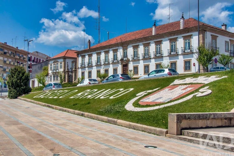 Moradia T7 para Venda em Castelo Branco Foto 28