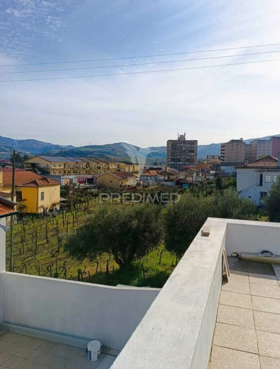 Moradia T2 para Venda em Peso da Régua e Godim Foto 14