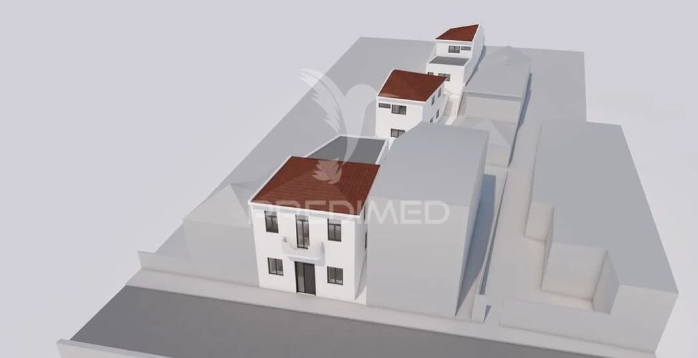 Moradia T3 para Venda em Peso da Régua e Godim Foto 1