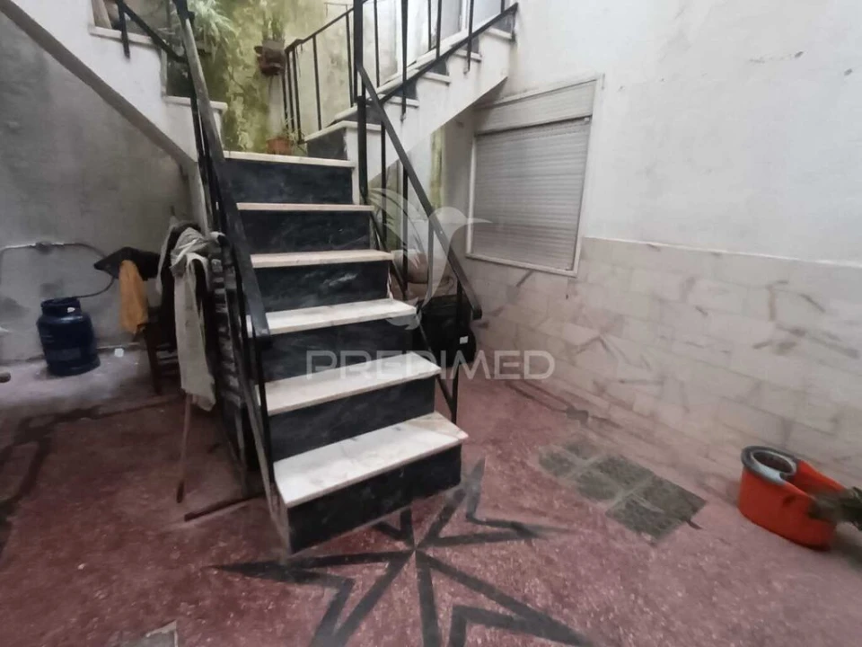 Prédio para Venda em Barbacena e Vila Fernando Foto 11