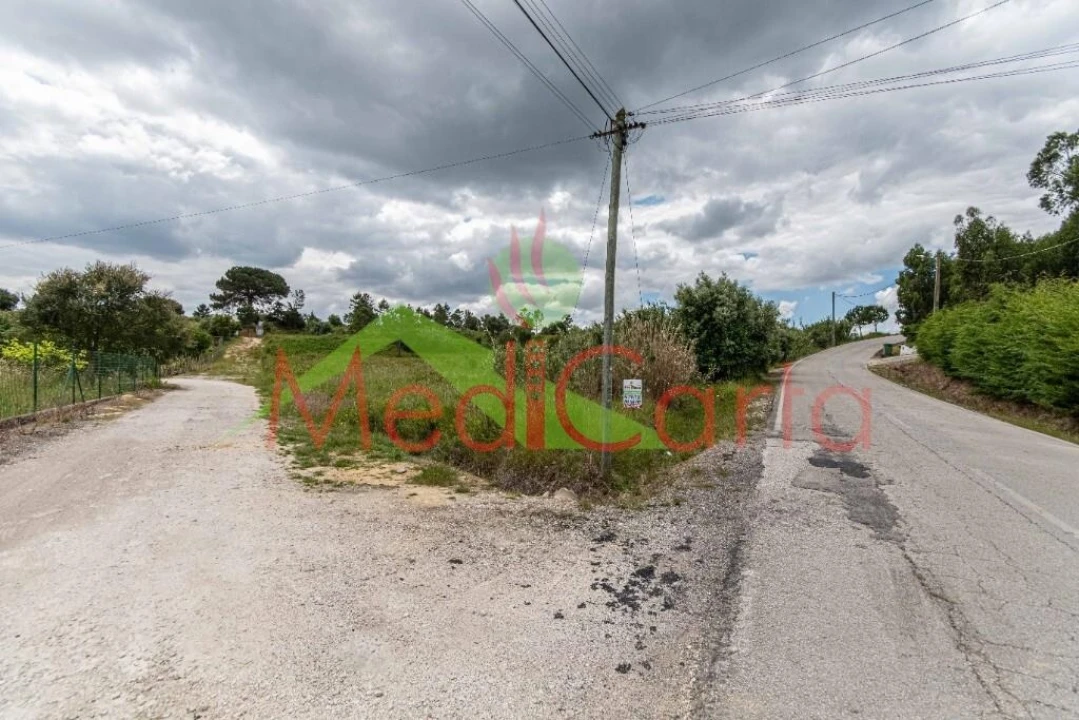 Terreno para Venda em Aveiras de Cima Foto 10