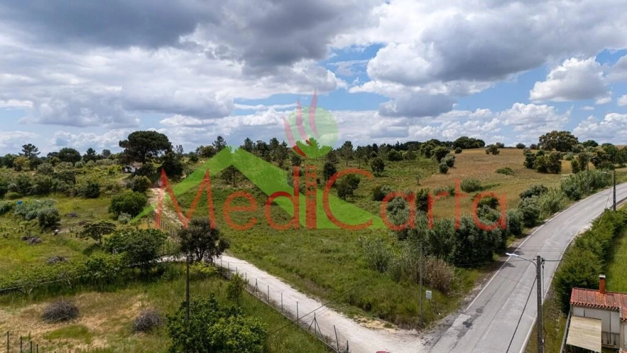 Terreno para Venda em Aveiras de Cima Foto 13